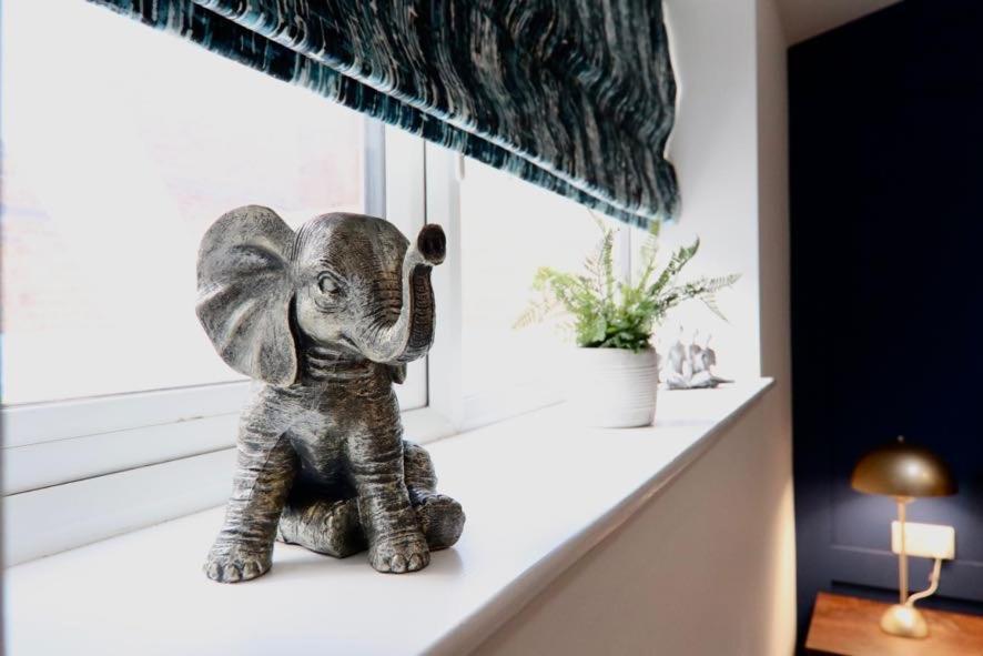 Boutique 5 Bed Home On Birdwell Road - Free Parking Sheffield Exteriér fotografie